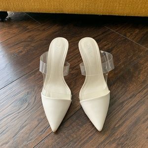 ZARA POINTY CLEAR WHITE HEELS